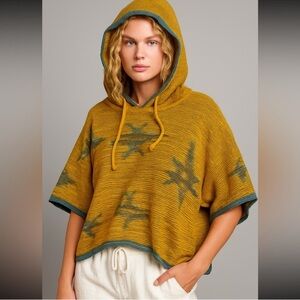 POL ⭐️ Hooded Knit Top